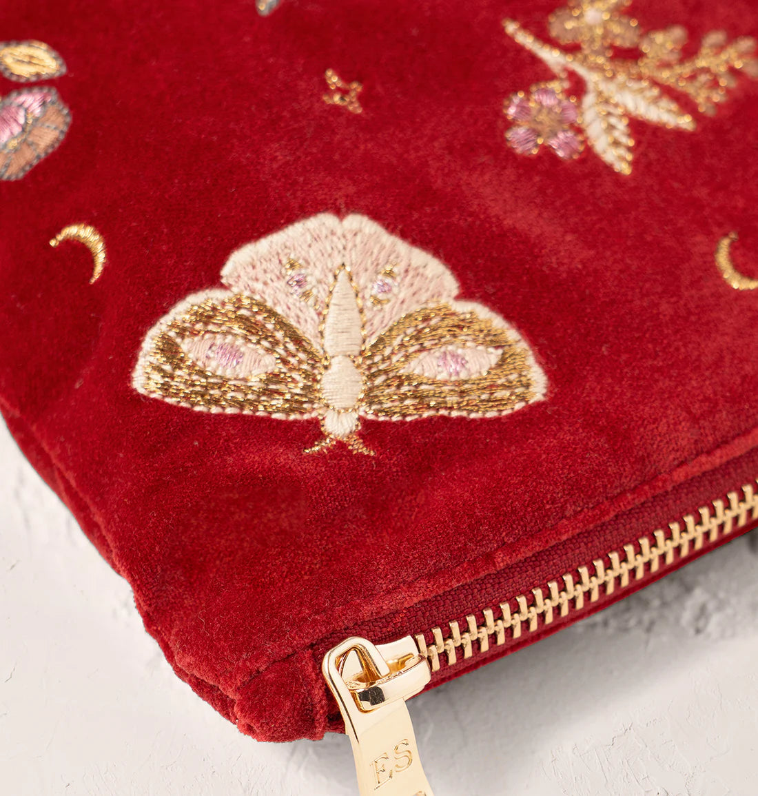 Golden Trinkets Velvet Everyday Pouch - Rouge
