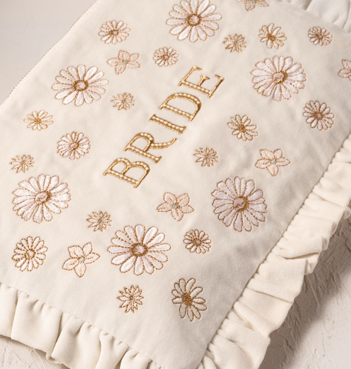 Daisy Dream Bride Velvet Frill Pouch Cream