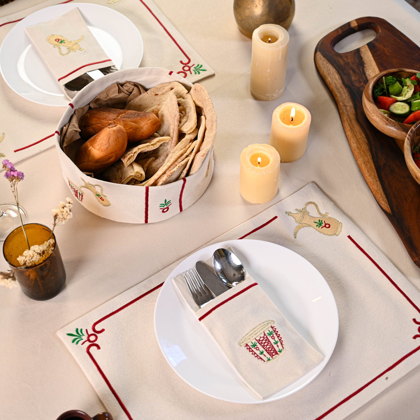 Dallé w Kahwé Cutlery Sleeve