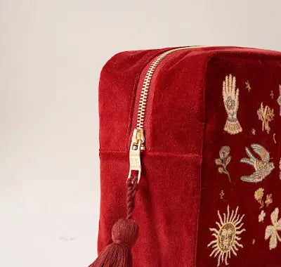 Golden Trinkets Velvet Wash Bag - Rouge
