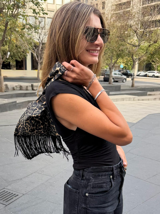 Le sac - tigresse with long beaded tassels